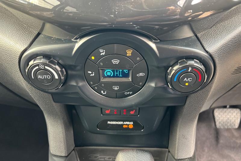 Used Ford Ecosport 2017 for sale - 77691629: Photo 33