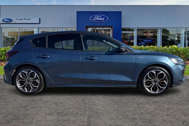 Used Ford Focus 2025 for sale - 78153177: Photo 3