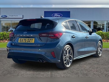 Used Ford Focus 2025 for sale - 78153177: Photo