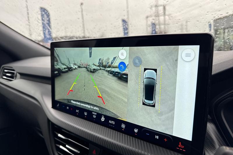 Used Ford Kuga 2024 for sale - 76949046: Photo 25