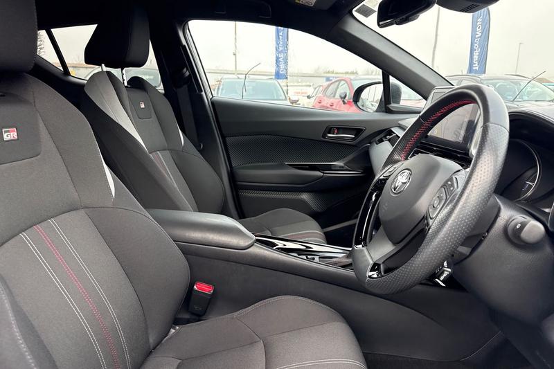 Used Toyota C-HR 2023 for sale - 77354439: Photo 17