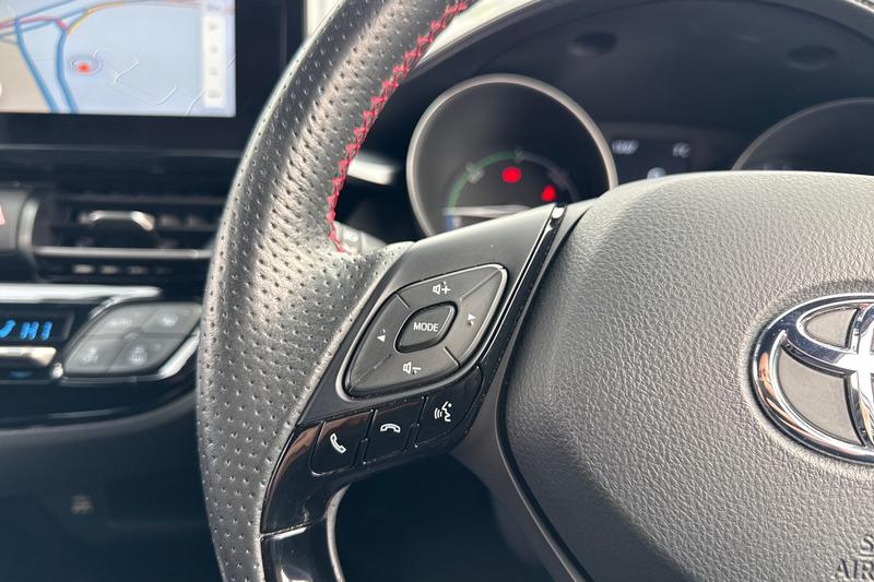 Used Toyota C-HR 2023 for sale - 77354439: Photo 27