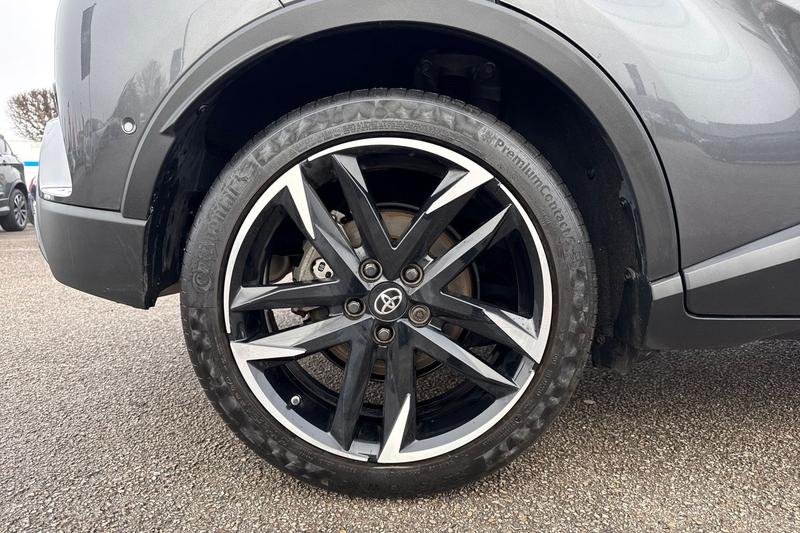 Used Toyota C-HR 2023 for sale - 77354439: Photo 8