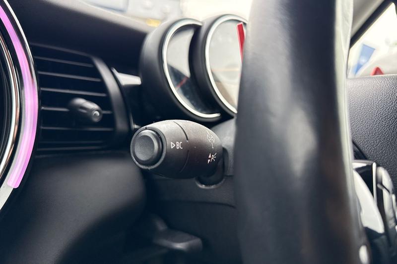 Used MINI Hatch 2018 for sale - 77138345: Photo 14