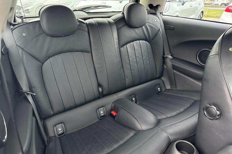 Used MINI Hatch 2018 for sale - 77138345: Photo 20