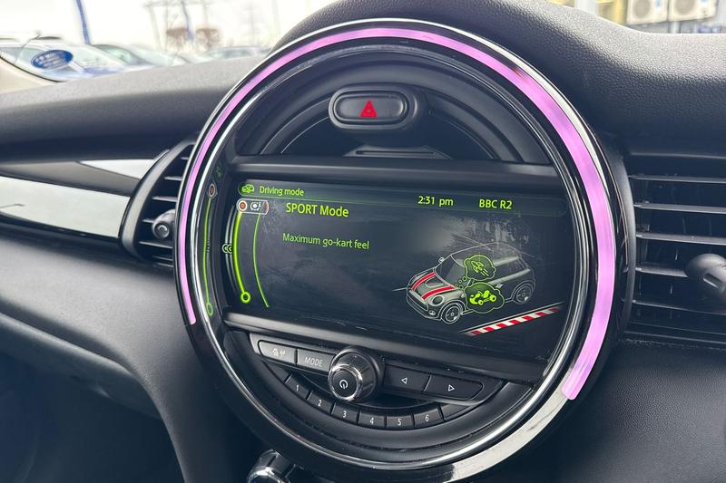 Used MINI Hatch 2018 for sale - 77138345: Photo 24