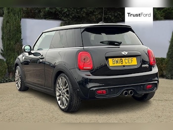 Used MINI Hatch 2018 for sale - 77138345: Photo