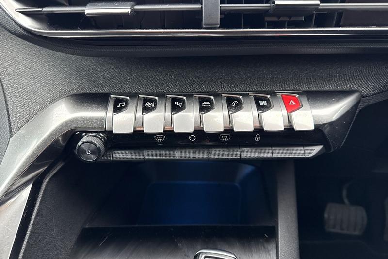 Used Peugeot 3008 2020 for sale - 77274897: Photo 25