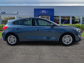 Used Ford Focus 2021 for sale - 78562941: Photo