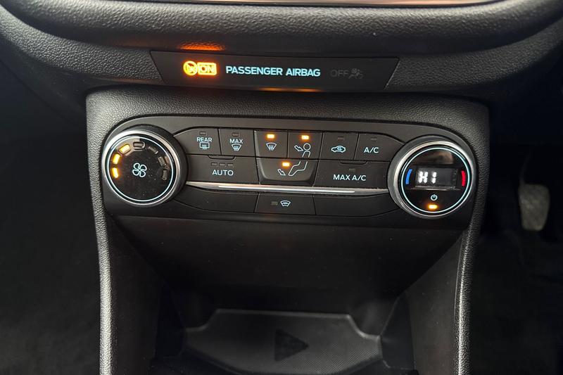 Used Ford Fiesta 2018 for sale - 77427144: Photo 24