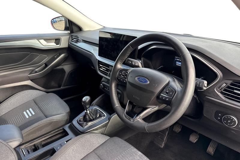 Used Ford Focus 2023 for sale - 76467710: Photo 9