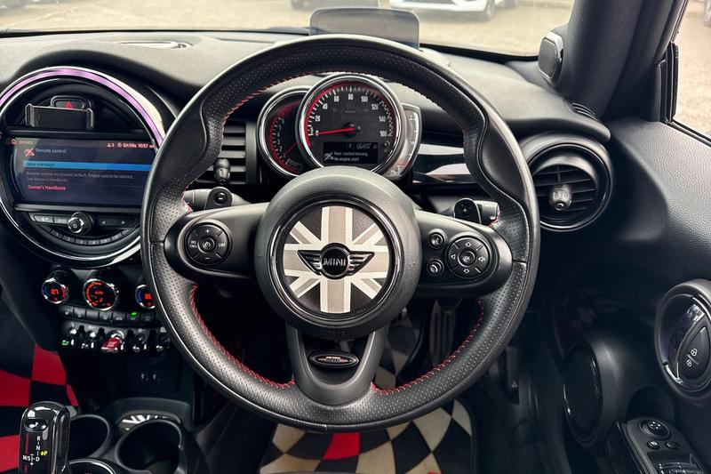 Used MINI Hatch 2019 for sale - 77354443: Photo 12