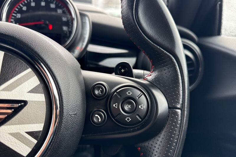 Used MINI Hatch 2019 for sale - 77354443: Photo 29