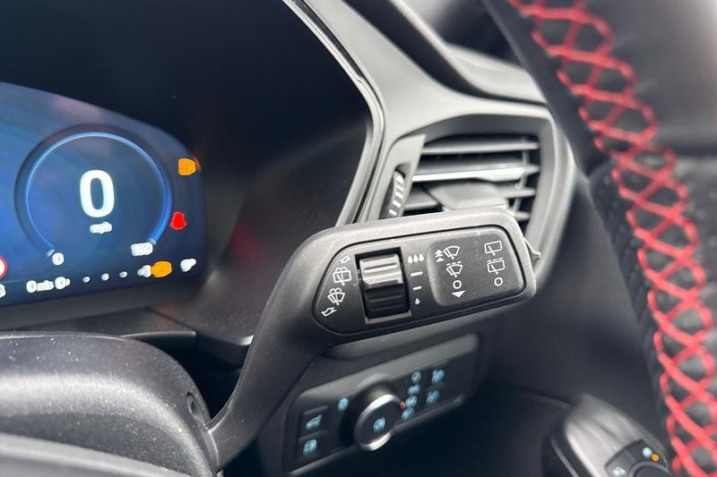 Used Ford Kuga 2025 for sale - 76949040: Photo 15