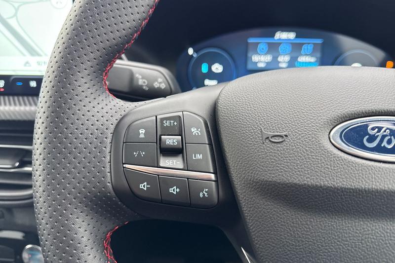 Used Ford Kuga 2025 for sale - 76949040: Photo 29