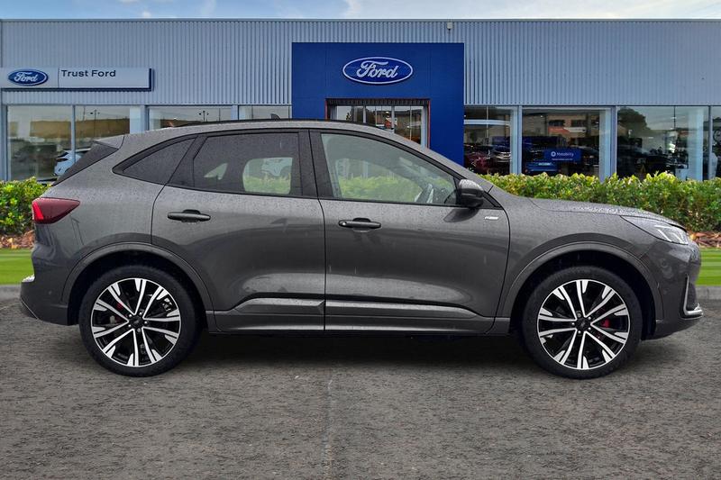 Used Ford Kuga 2025 for sale - 76949040: Photo 3