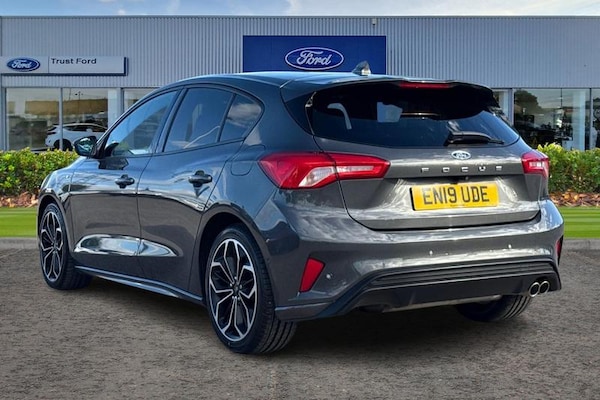 Used Ford Focus 2019 for sale - 76190481: Photo 2