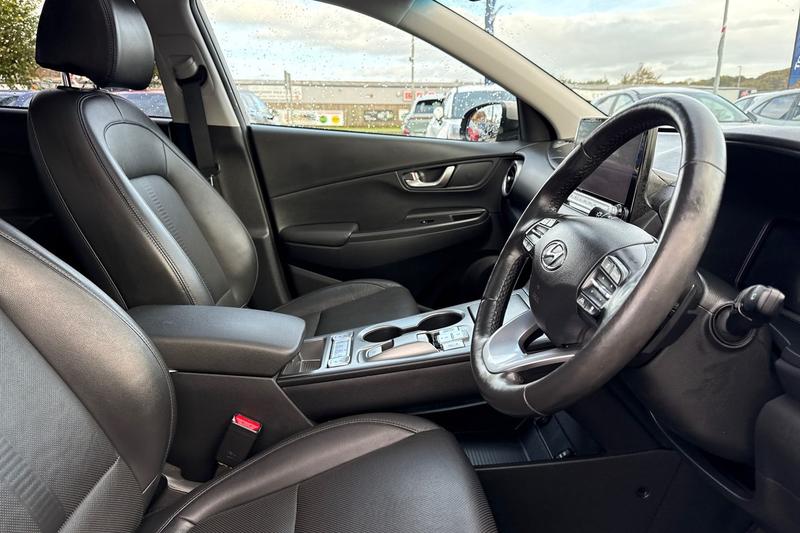 Used Hyundai KONA 2021 for sale - 76405236: Photo 17