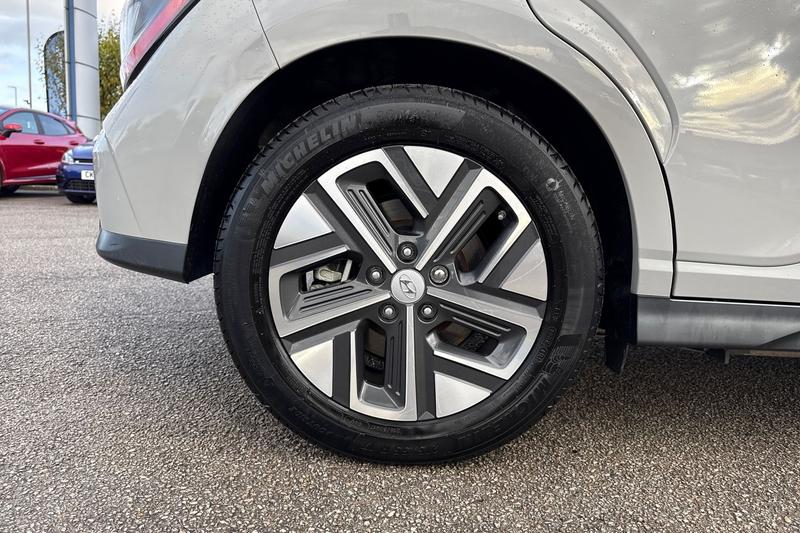 Used Hyundai KONA 2021 for sale - 76405236: Photo 8