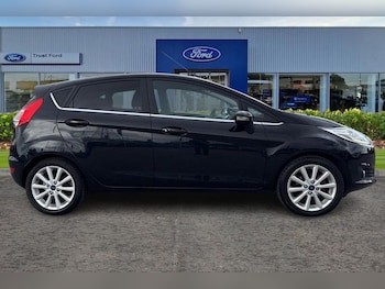 Used Ford Fiesta 2016 for sale - 75751798: Photo