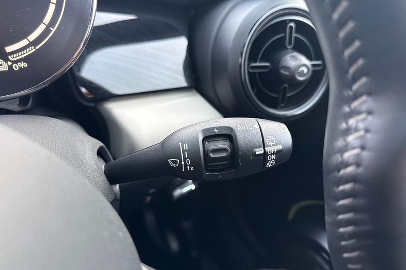 Used MINI Hatch 2022 for sale - 77354446: Photo 15