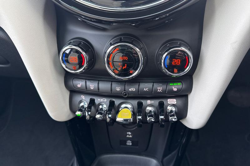 Used MINI Hatch 2022 for sale - 77354446: Photo 27