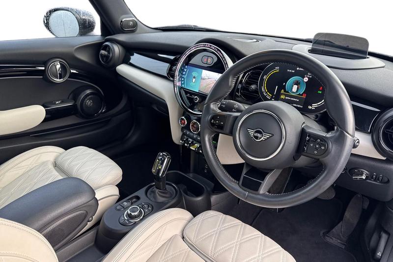 Used MINI Hatch 2022 for sale - 77354446: Photo 9