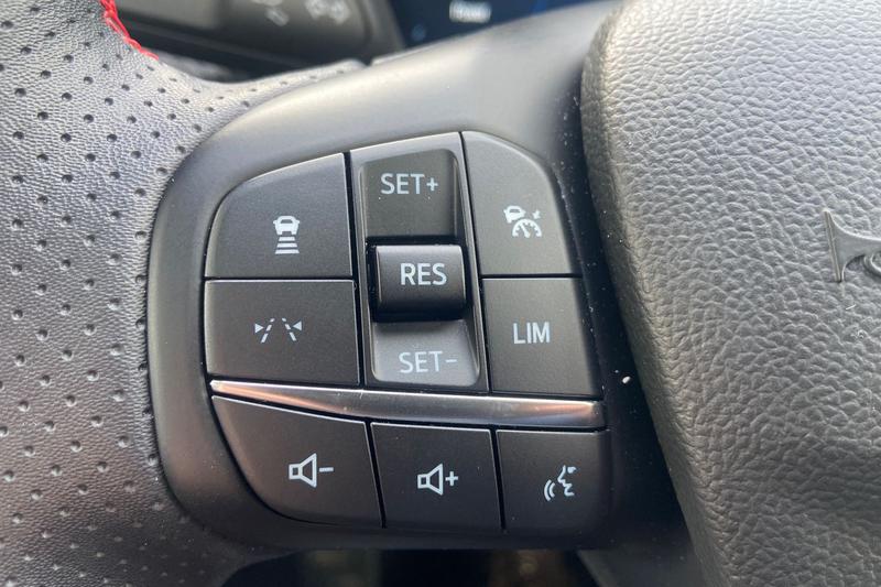 Used Ford Kuga 2025 for sale - 77804582: Photo 28