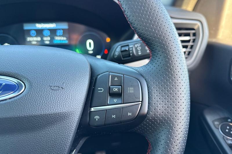 Used Ford Kuga 2025 for sale - 76895309: Photo 31