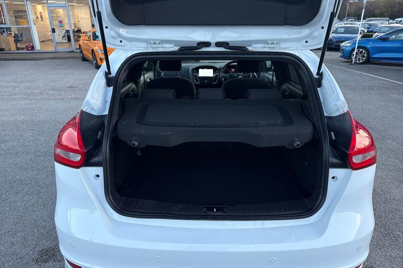 Used Ford Focus 2017 for sale - 77198975: Photo 21