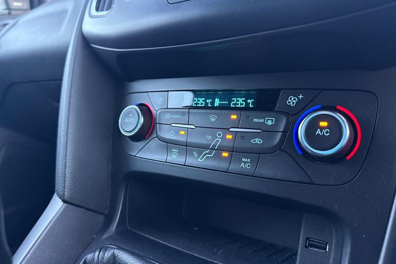 Used Ford Focus 2017 for sale - 77198975: Photo 25