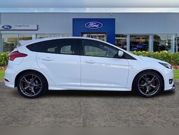 Used Ford Focus 2017 for sale - 77198975: Photo