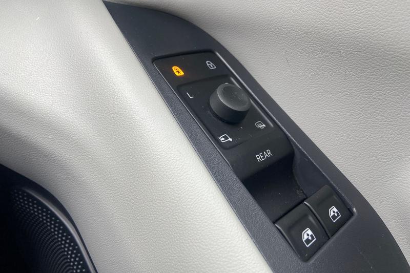 Used Ford Explorer 2024 for sale - 77804568: Photo 16