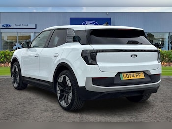 Used Ford Explorer 2024 for sale - 78973978: Photo