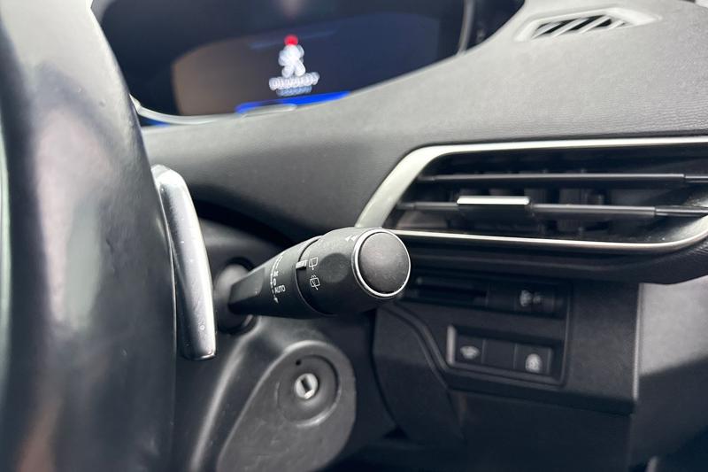 Used Peugeot 3008 2020 for sale - 77393880: Photo 15