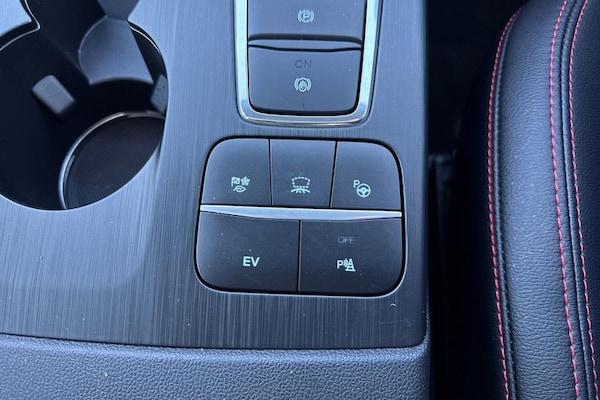 Used Ford Kuga 2023 for sale - 76216539: Photo 28