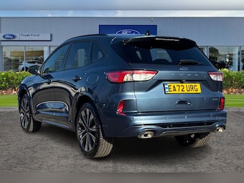 Used Ford Kuga 2023 for sale - 76216539: Photo 2