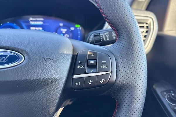 Used Ford Kuga 2023 for sale - 76216539: Photo 30