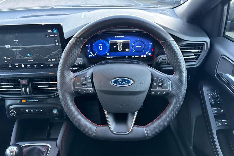 Used Ford Focus 2023 for sale - 76931348: Photo 12