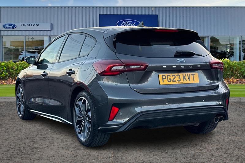 Used Ford Focus 2023 for sale - 76931348: Photo 2