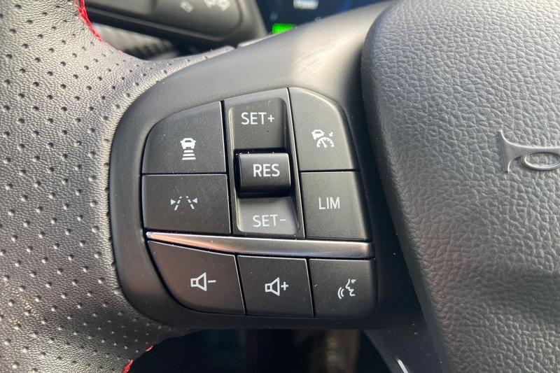 Used Ford Kuga 2025 for sale - 77393893: Photo 27