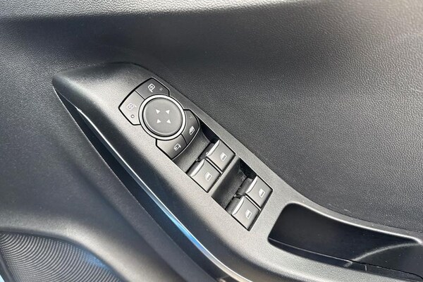 Used Ford Puma 2021 for sale - 76302704: Photo 16