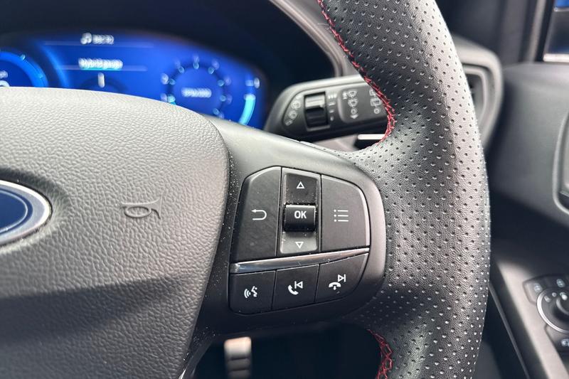 Used Ford Focus 2022 for sale - 76131329: Photo 28