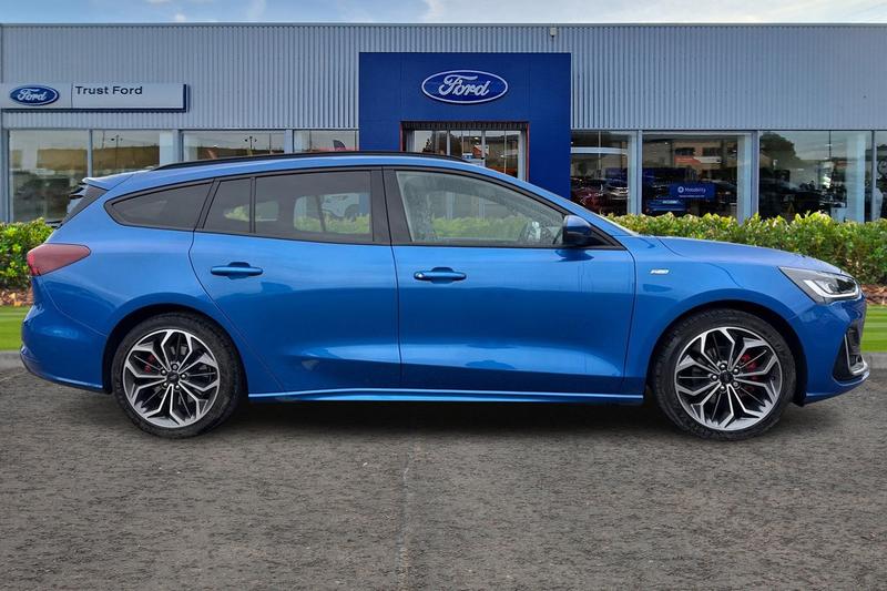 Used Ford Focus 2022 for sale - 76131329: Photo 3