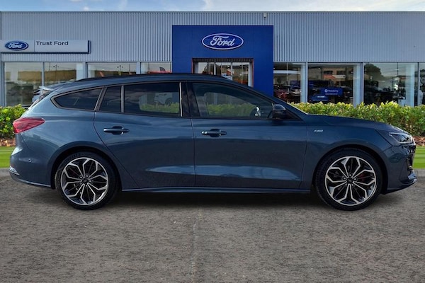 Used Ford Focus 2024 for sale - 76222723: Photo 3