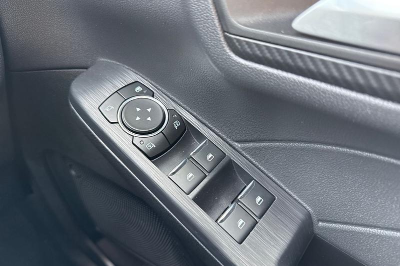 Used Ford Kuga 2025 for sale - 76835731: Photo 16