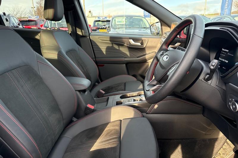 Used Ford Kuga 2025 for sale - 76835731: Photo 17