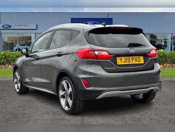 Used Ford Fiesta 2019 for sale - 76266065: Photo 2