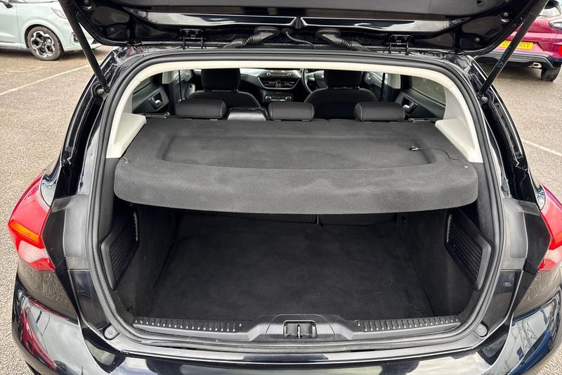 Used Ford Focus 2020 for sale - 76766914: Photo 21