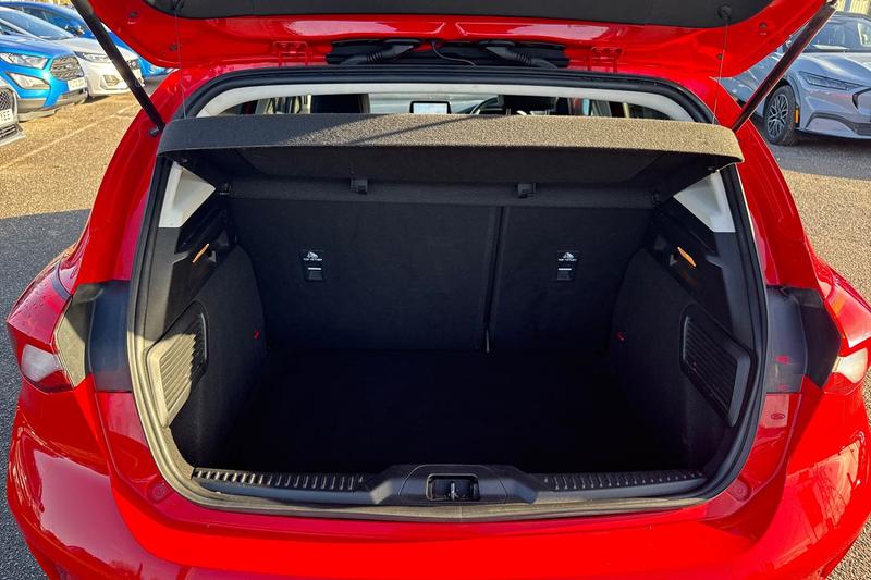 Used Ford Focus 2019 for sale - 76703103: Photo 21